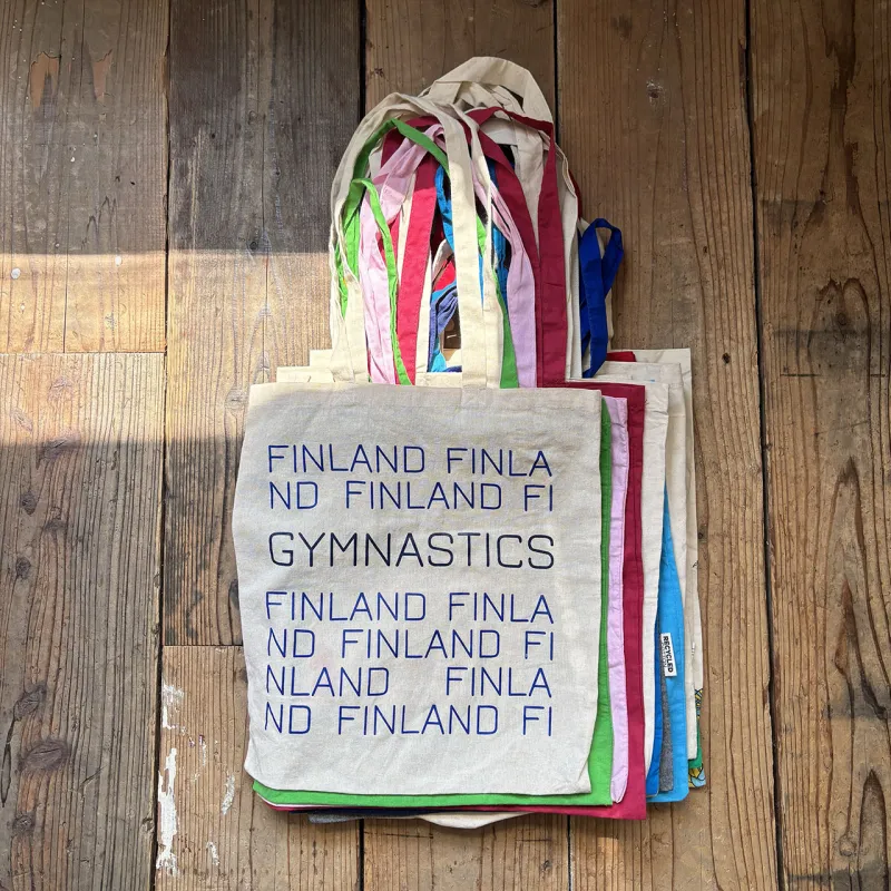 フィンランドの企業やショップのオリジナルエコバッグが、イロイロ集まりました！