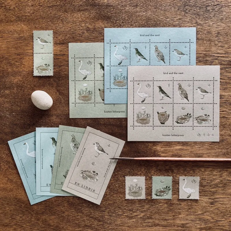 人気イラストレーターWHOSMiNGの似顔絵。予約不要、その場で約3分、1人1500円。ペットOK！