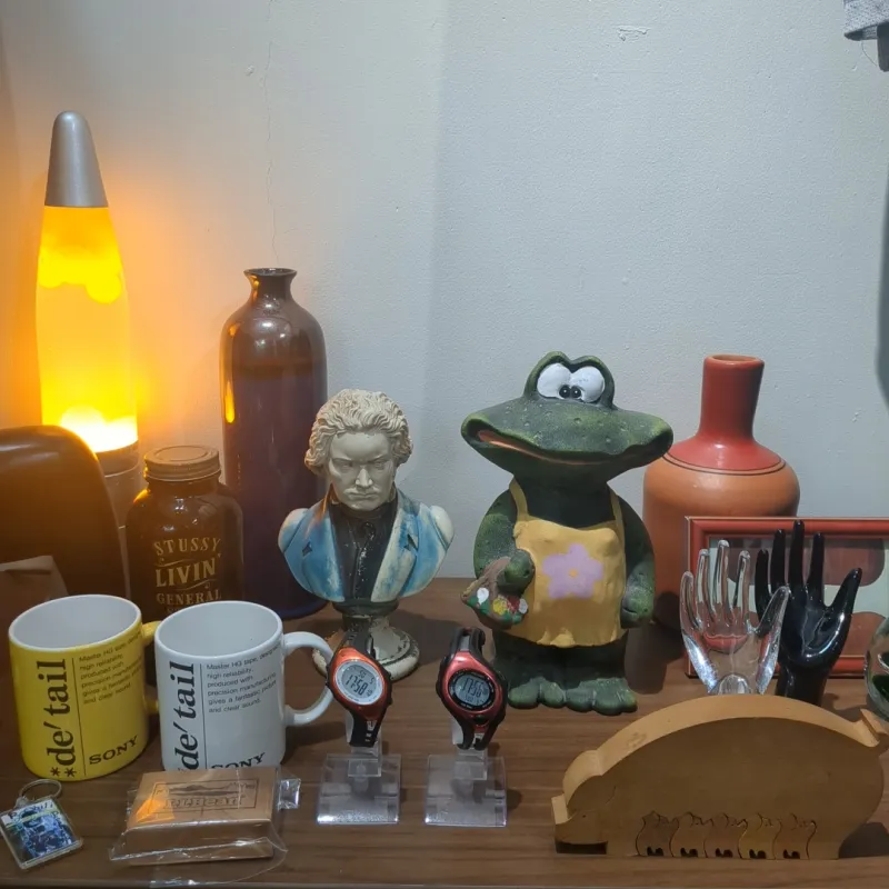 日本はじめ海外の雑貨もあります！