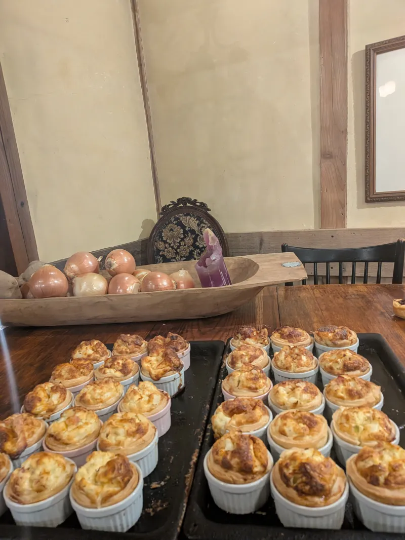 「オリジナルキッシュ」当店人気ナンバー1です。