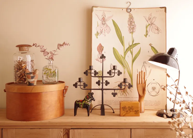 こまものと北欧家具の店Salut