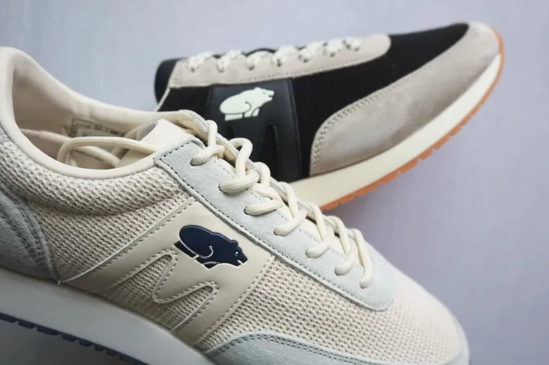 フィンランドのスポーツメーカー「カルフ」のスニーカー。男性にも女性にも愛されています。