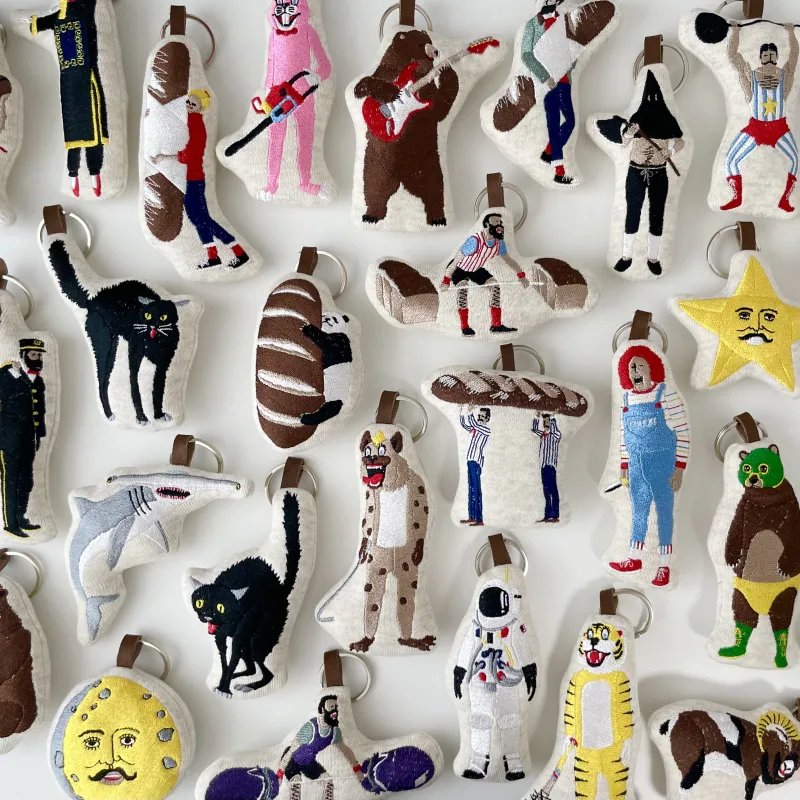 存在感のあるキーホルダー。バッグチャームにも。