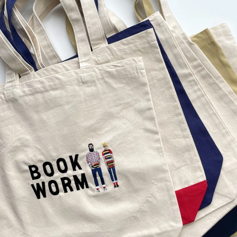 メインにもサブにも、あると便利なトートバッグです。