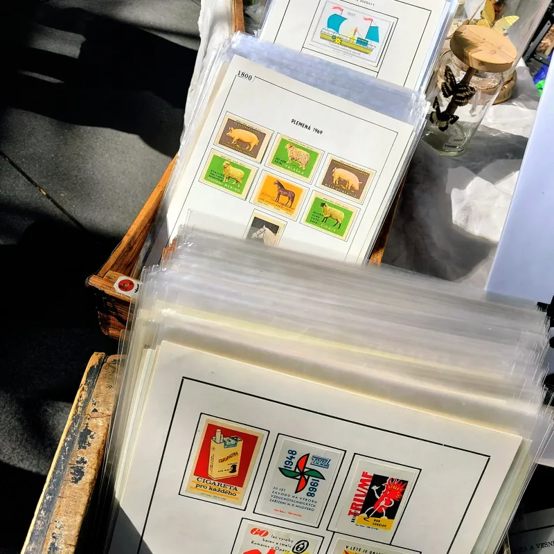 チェコの収集家が愛したヴィンテージのマッチラベル。長い年月をかけて集められた、色彩豊かなデザインが魅力的。