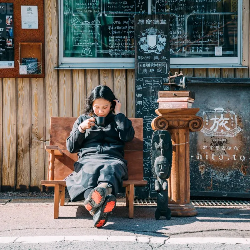 色とりどりなモノクロたち。奥行きや深度のコントラストが美しい。暮らしから生まれたモノクロ世界のプロダクト。