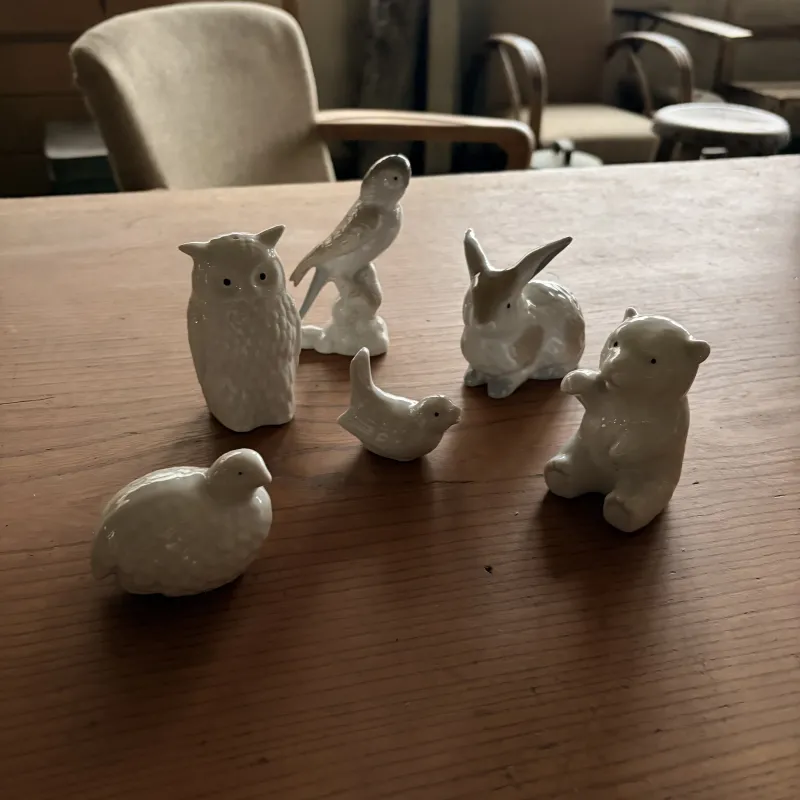 輸出用の陶器のアニマル（デッドストック）