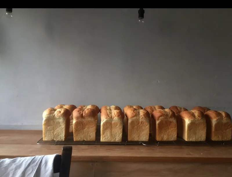 食パン「まいにち」は、開業当初から不動の人気商品です。