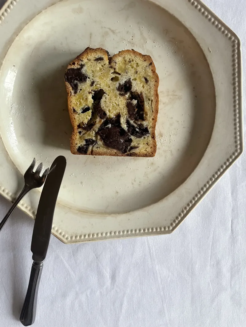 チョコバナナパウンドケーキは、チョコをたっぷり焼き込んでいて、チョコ好きな方におすすめです。
