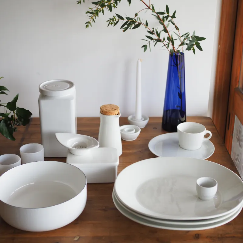 フィンランド「ARABIA」の白い器