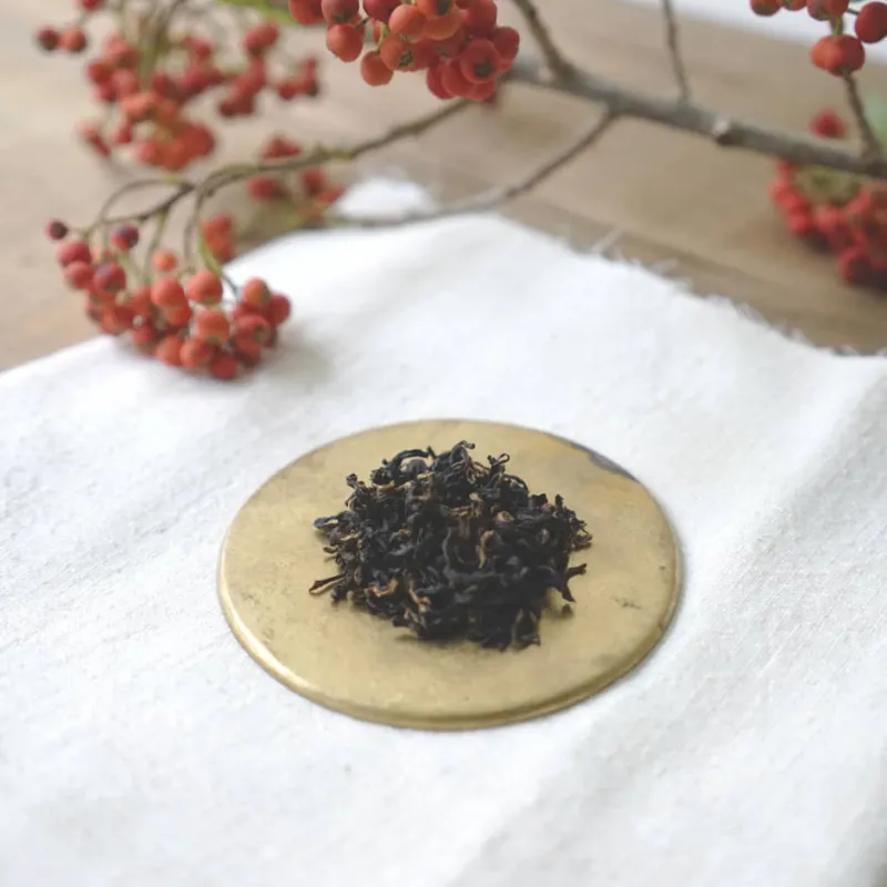 香料なしで驚くほどふくよかな台湾紅茶。豊かな品種それぞれの香気と製茶技術が生みだす、主役級の魅力をお試しあれ！