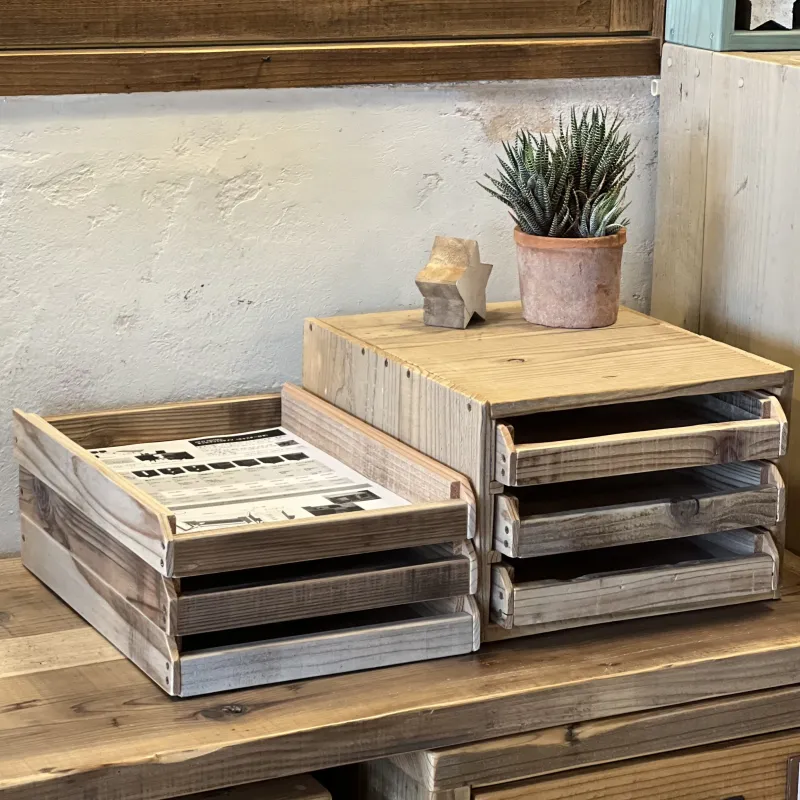 ありそうでなかった木の書類ケース