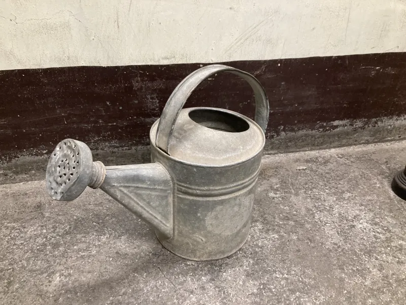 「watering can」USA vintage  watering can