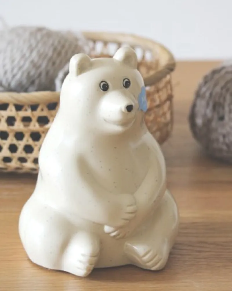 スウェーデンの伝統民芸品ダーラヘスト。抱っこできるサイズのぬいぐるみ