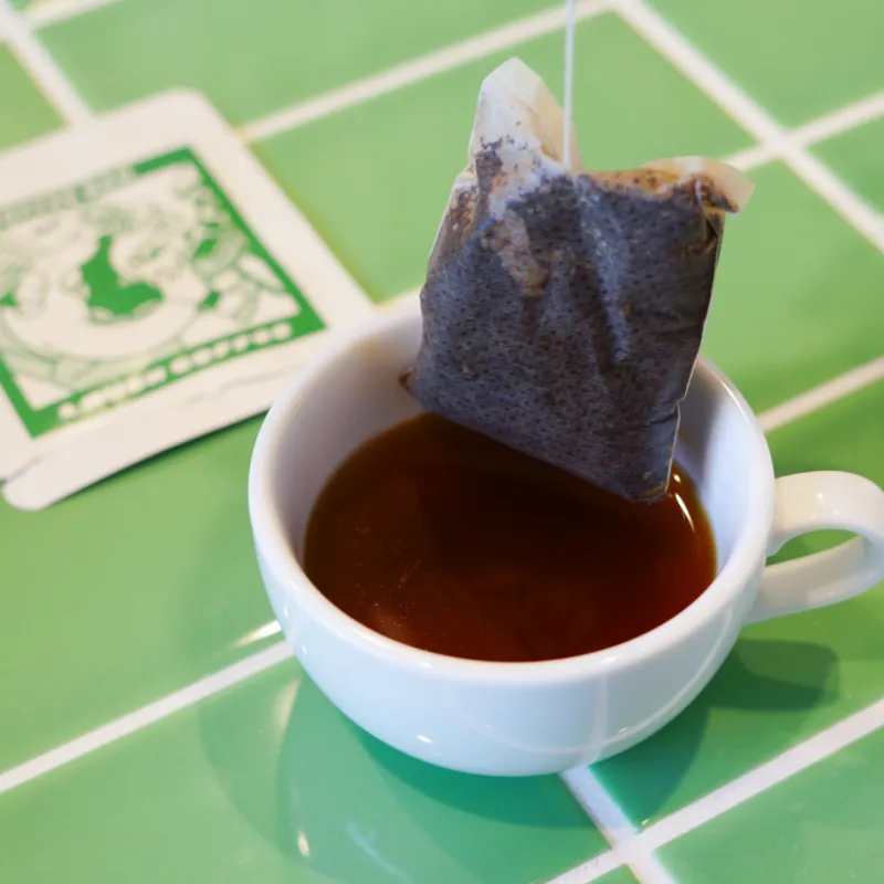 お湯に入れて待つだけ！コーヒーバッグで楽に簡単にコーヒー時間を
