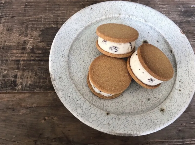 「バターサンド」