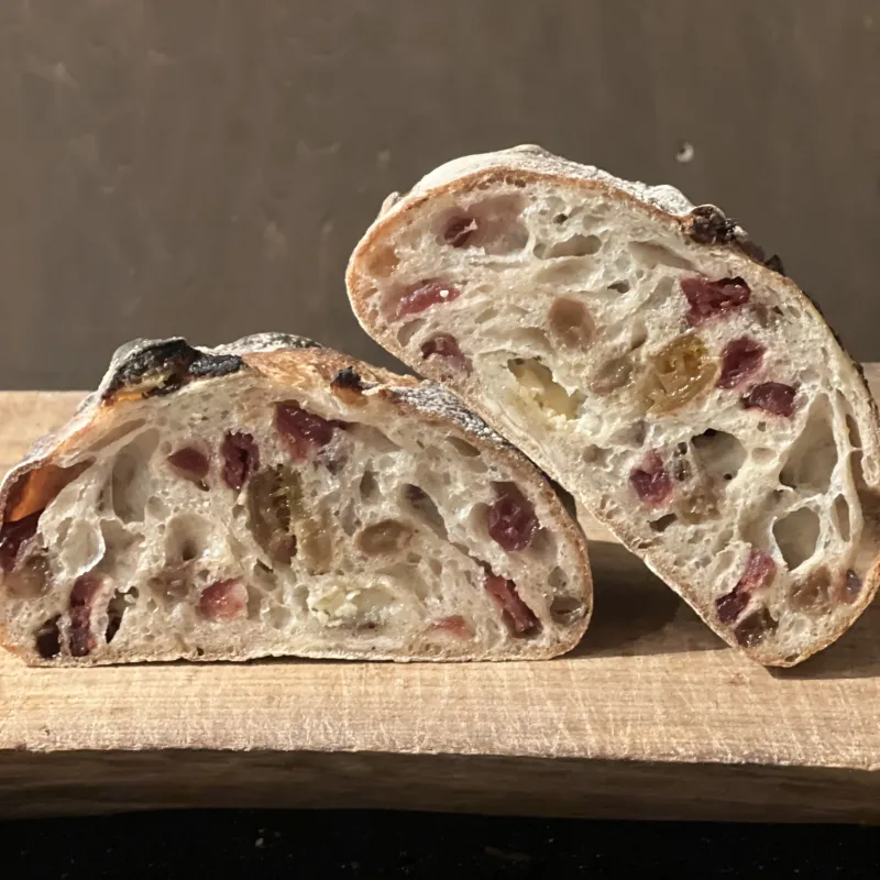 自然栽培玄米をギュッと詰め込んだキッシュ