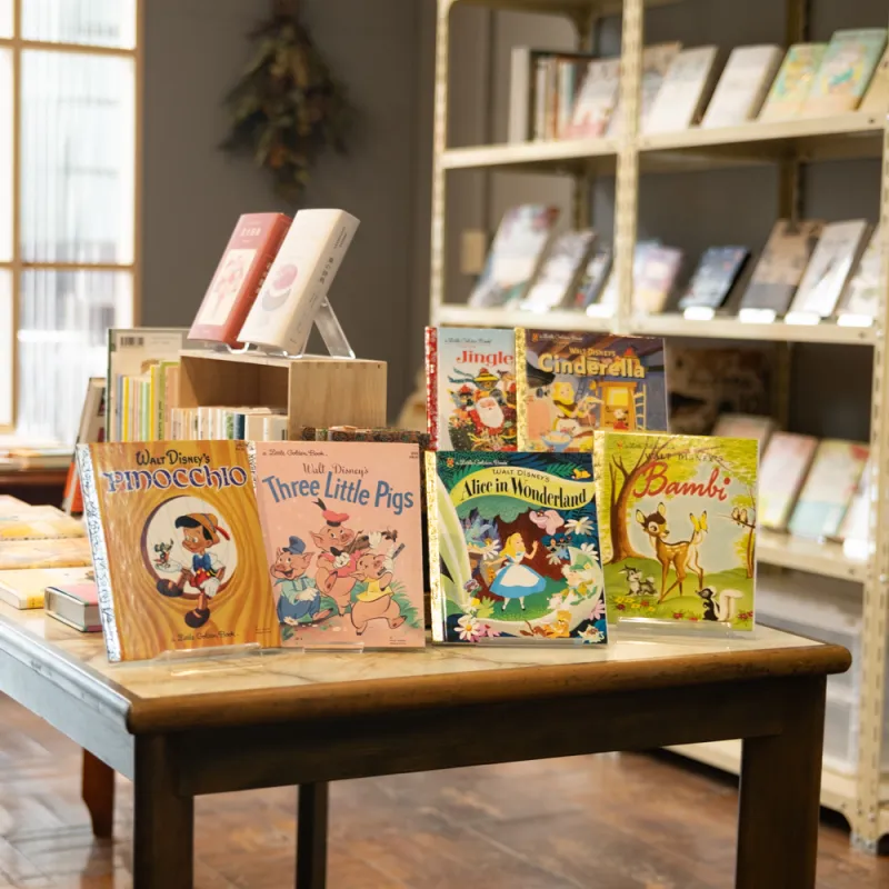「ヴィンテージ絵本」一点もののヴィンテージ絵本、絶版絵本もお持ちします。