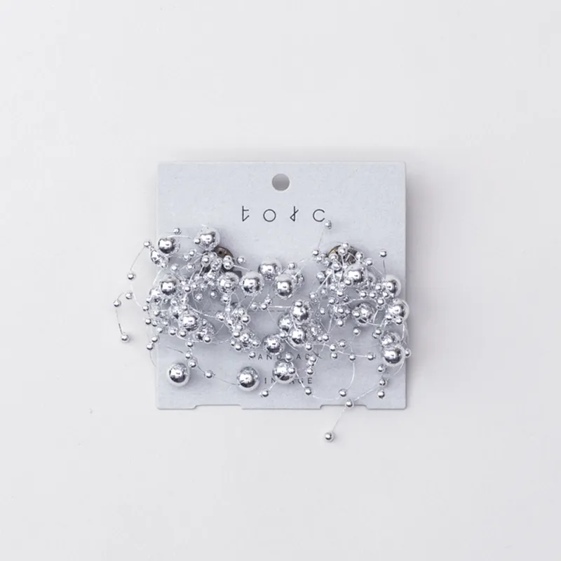 デザイナー宇加江香純さんが手掛けるアクセサリーブランド「torc.」のMosya peal pierce。お出かけはもちろんパーティーにも。