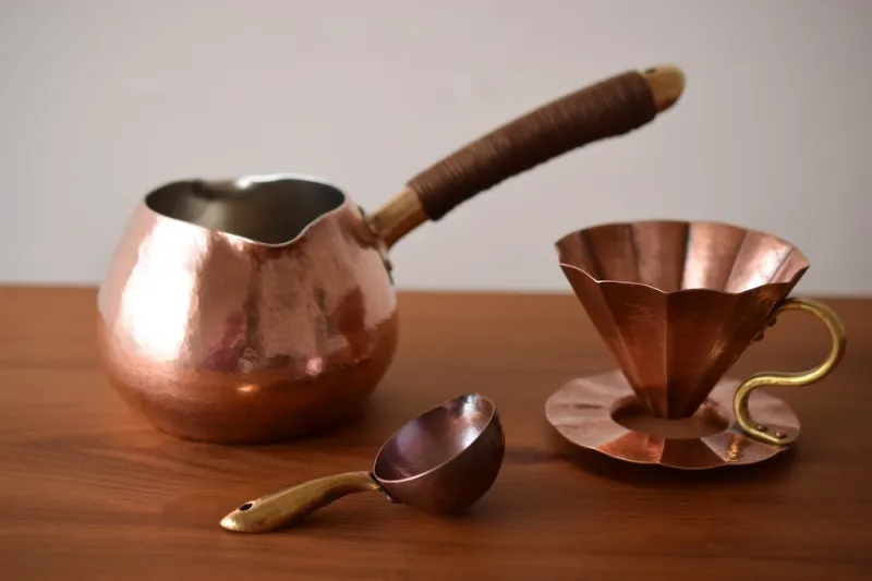 鍛金工房 yurisuke